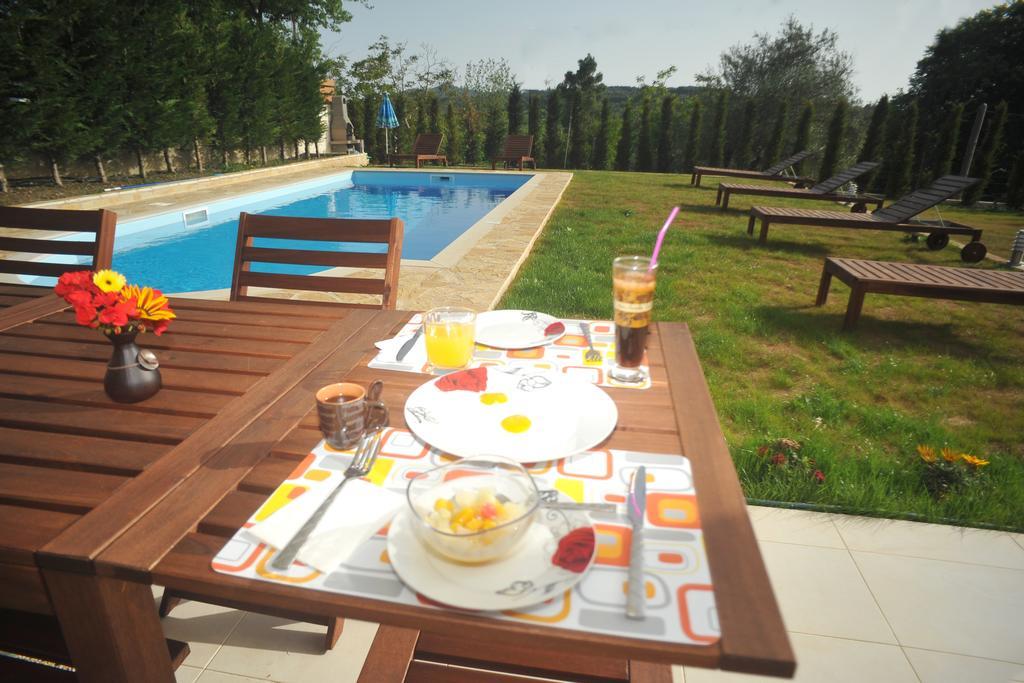 Villa Poulades Gouvia Ruang foto