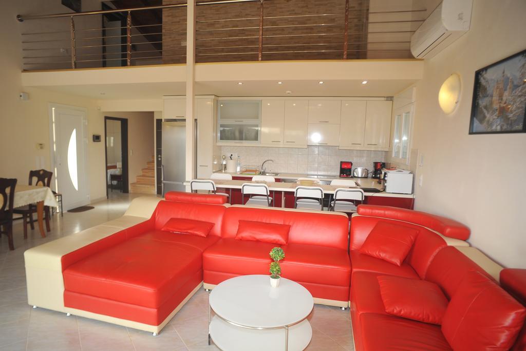 Villa Poulades Gouvia Ruang foto