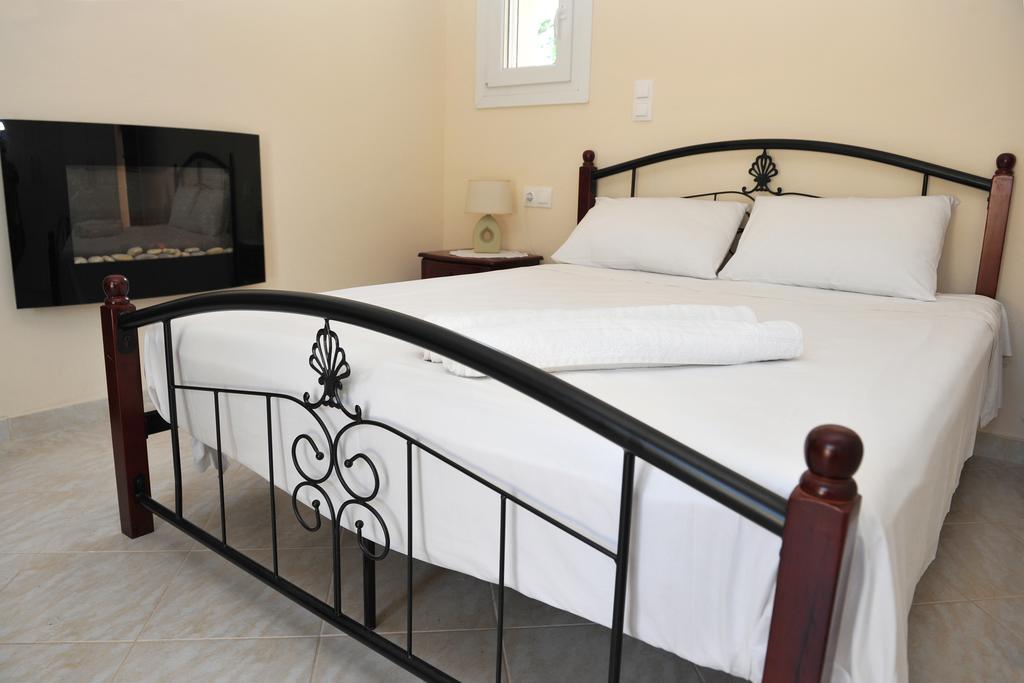 Villa Poulades Gouvia Ruang foto
