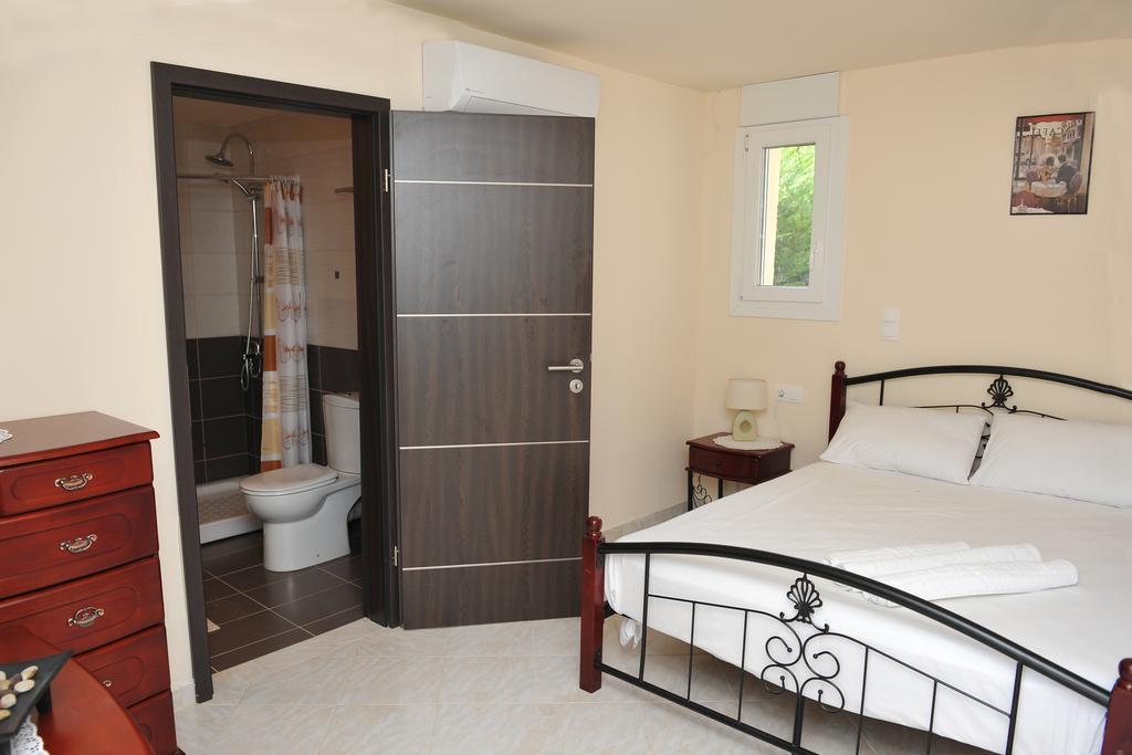Villa Poulades Gouvia Ruang foto